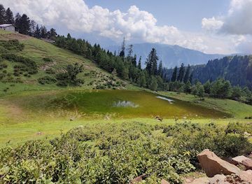 pakistan/kaghan/attraction/paya-lake