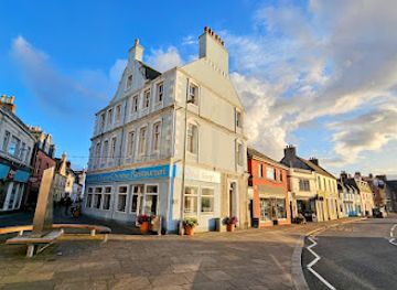 united-kingdom/isle-of-lewis/attraction/perceval-square