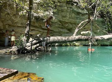 cyprus/adonis-baths-waterfalls/attraction/adonis-baths