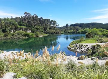 new-zealand/taranaki/attraction/tawhai-falls-gollums-pool
