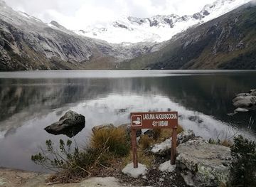 peru/ancash/attraction/lake-auquiscocha