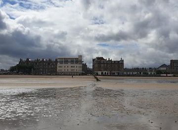 united-kingdom/edinburgh/attraction/portobello-beach