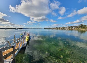 australia/eyre-peninsula/attraction/oyster-farm-tours-coffin-bay
