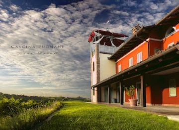 italy/roero/attraction/cascina-pugnane-wine-resort