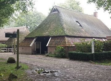 netherlands/drenthe/attraction/zoo-bizar
