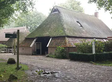 Zoo Bizar