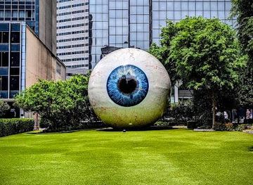 texas/fort-worth/attraction/giant-eyeball