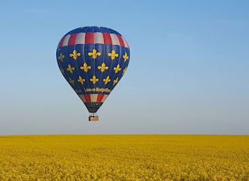 france/loire-valley/attraction/lieu-d-atterrissage-des-montgolfieres-touraine-terre-d-envol-loire-et-montgolfiere