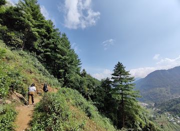 nepal/helambu-trek/attraction/bhundole-ground