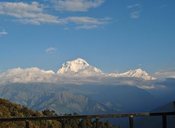 nepal/annapurna-circuit/attraction/the-himalayas-waterfall
