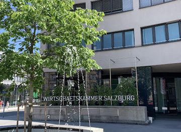 austria/flachgau/attraction/julius-raab-platz-brunnen