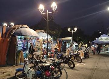 colombia/cali/attraction/parque-artesanal-loma-de-la-cruz