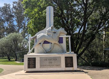 australia/darling-downs/attraction/the-goondiwindi-grey-memorial