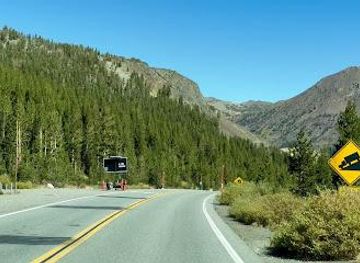 california/yosemite-village/attraction/tioga-pass-entrance