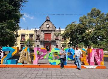 mexico/guadalajara/attraction/plaza-de-las-americas-john-paul-ii