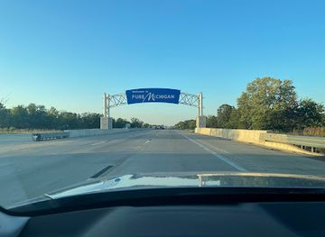 michigan/east-michigan/attraction/welcome-to-pure-michigan-sign