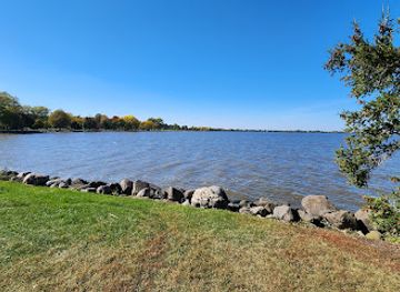 wisconsin/central-wisconsin/attraction/lakeside-park