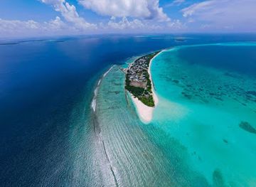 maldives/haa-dhaalu-atoll/attraction/bikini-beach
