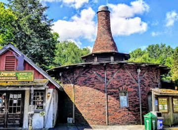 ohio/sandusky/attraction/glassblowing-amphitheatre