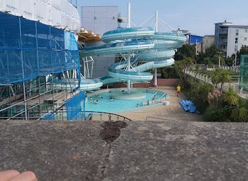 jersey/saint-helier/attraction/aqua-splash