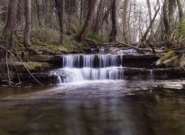 germany/hohenzollern-castle/attraction/endinger-wasserfall