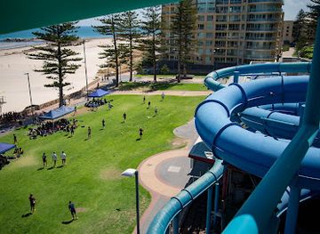 australia/adelaide/glenelg/attraction/the-beachouse