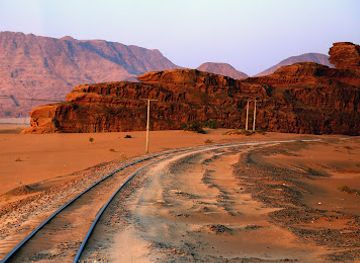jordan/wadi-rum/attraction/jeep-wadi-rum-tour