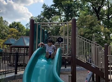 indiana/indianapolis/attraction/holliday-park-nature-center