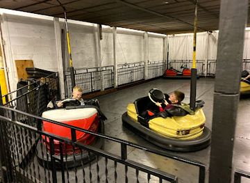 south-dakota/rapid-city/attraction/flags-wheels-indoor-racing