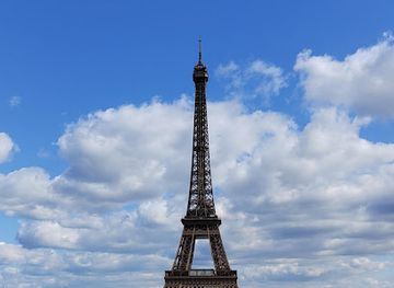 france/paris/champs-elysees/attraction/les-bateaux-parisiens