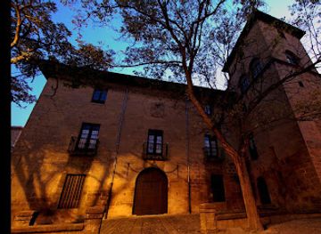 spain/navarre/attraction/palace-of-the-mencos