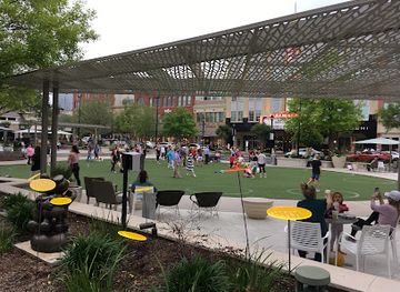 texas/the-woodlands/attraction/central-park-at-market-street