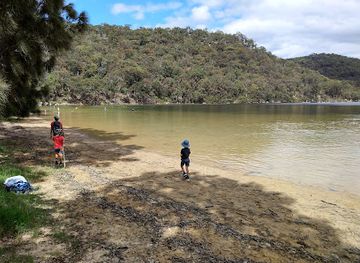 australia/sydney-basin/attraction/the-basin-track-and-mackerel-track