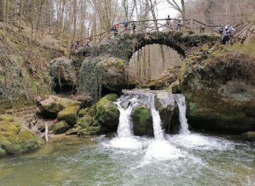 luxembourg/mullerthal/attraction/mullerthal-trail-bei-bollendorf