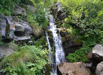 ukraine/hoverla-mountain/attraction/dzembronski-vodospady