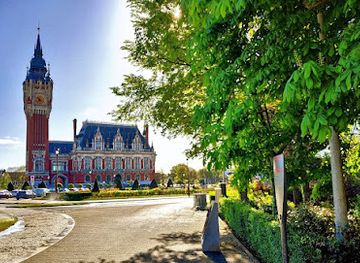 france/nord-pas-de-calais/attraction/beffroi-de-l-hotel-de-ville-de-calais-unesco