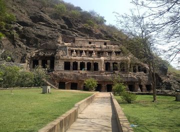 india/andhra-pradesh/attraction/akkanna-madanna-caves