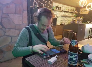 austria/vienna/ottakring/attraction/grunes-licht