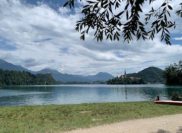 slovenia/upper-carniola/attraction/bled-best-view
