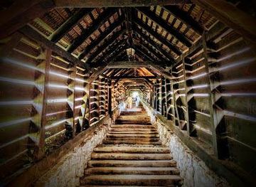 romania/sighisoara/attraction/the-covered-stairway