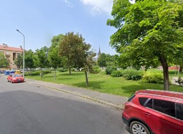 hungary/szekesfehervar/attraction/pilinszky-janos-emlekdombormu-rejtozkodo