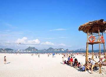 vietnam/ha-long/attraction/bai-chay-beach