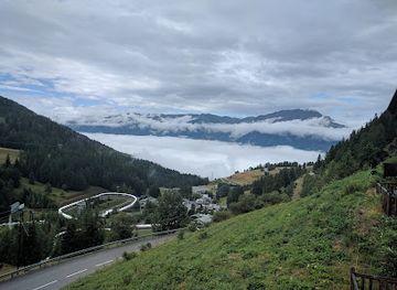 france/la-plagne/attraction/bobsleigh-la-plagne-la-plagne-olympic-track