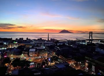 indonesia/pulau-bunaken/attraction/menara-suar-gunung-wenang