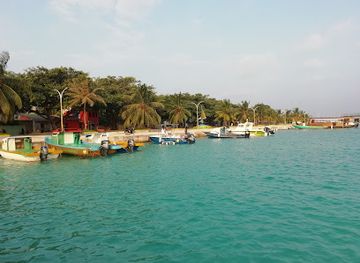 maldives/ukulhas/attraction/gunbaru-beach