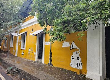 india/pondicherry/attraction/picture-spot-outside-cafe-des-arts