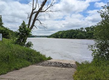 kansas/lawrence/attraction/riverfront-park