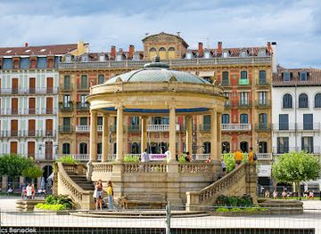 spain/pamplona/attraction/quiosco-de-musica