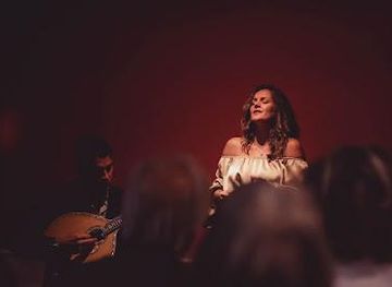 portugal/cascais/attraction/lisbon-in-fado