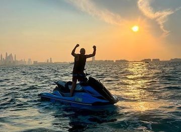 united-arab-emirates/dubai/attraction/ride-in-dubai-waterports-jet-ski-jet-car-flyboard